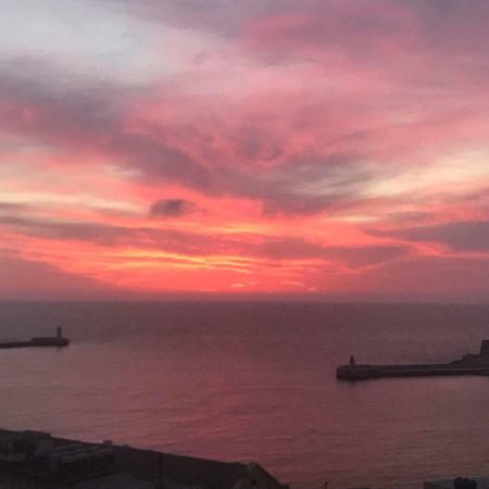 Sea View Large Valletta Appartment ภายนอก รูปภาพ