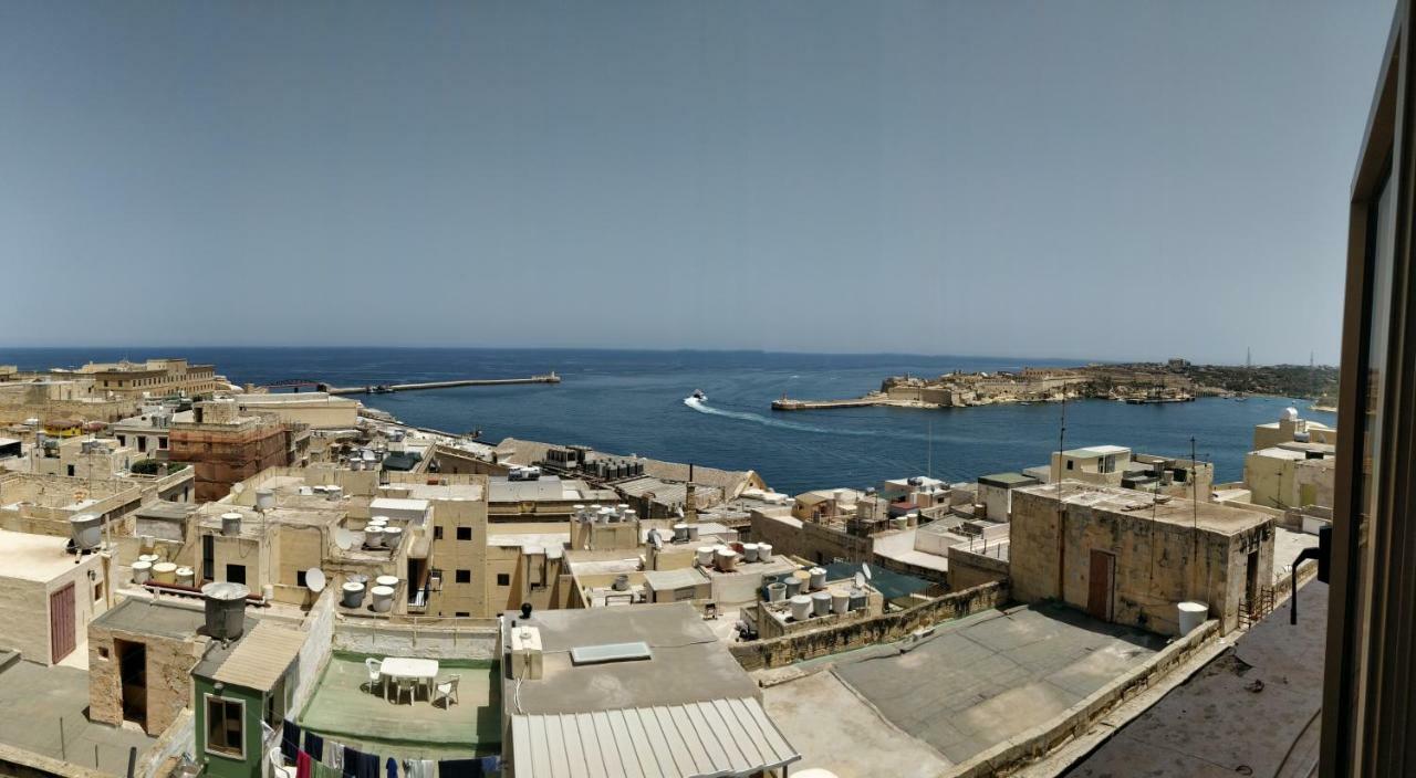 Sea View Large Valletta Appartment ภายนอก รูปภาพ